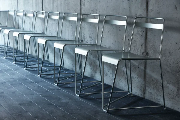 UM Chair - Image 31