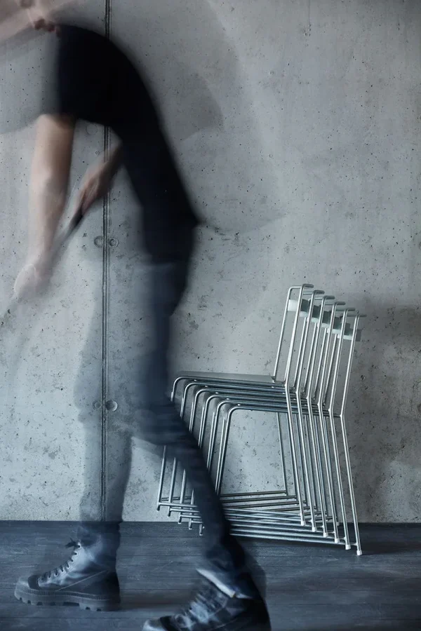 UM Chair - Image 30