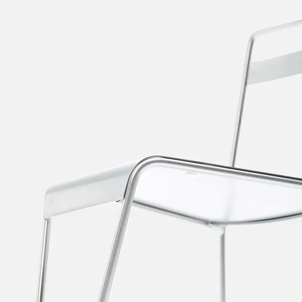 UM Chair - Image 12
