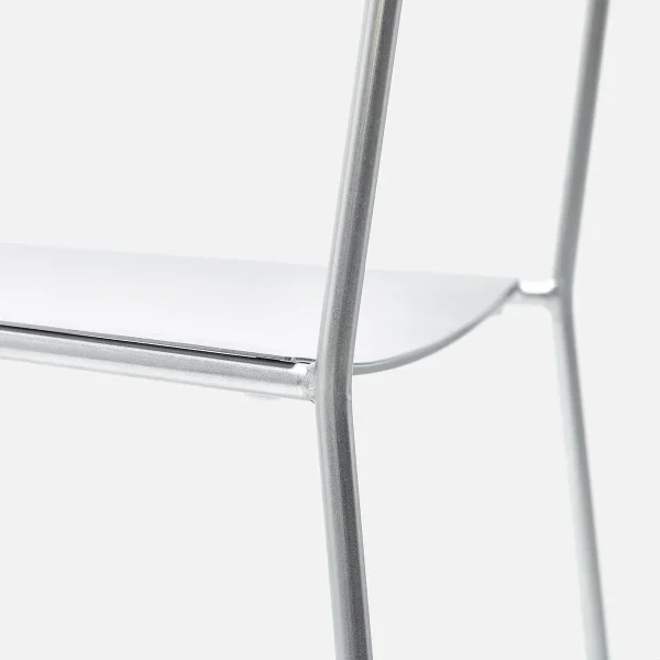 UM Chair - Image 17