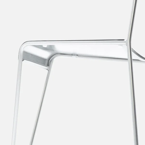 UM Chair - Image 18