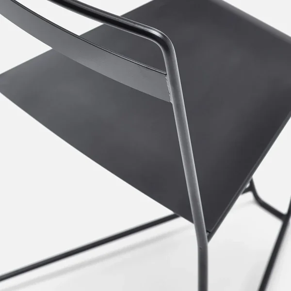 UM Chair - Image 9