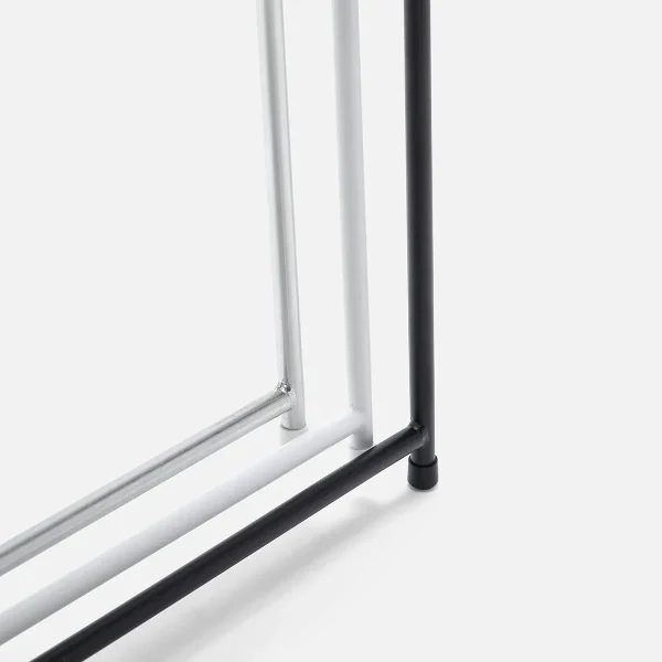 UM Chair - Image 23
